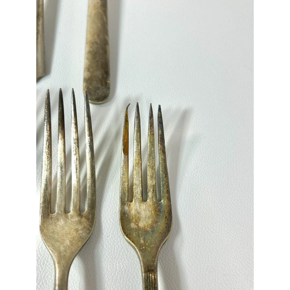 Lot Of 26 Antique Forks Silverware Craft Lot Some Wear Rust